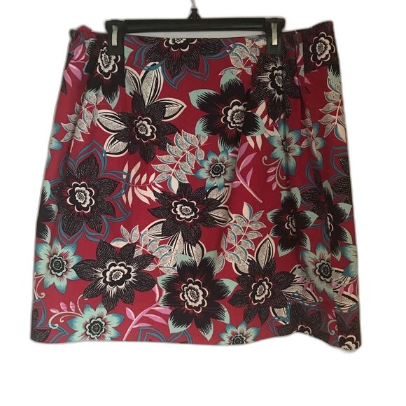 Talbots Red & Black Floral Print Pencil Skirt Women Size 14W Knee Length Cotton - Picture 3 of 11